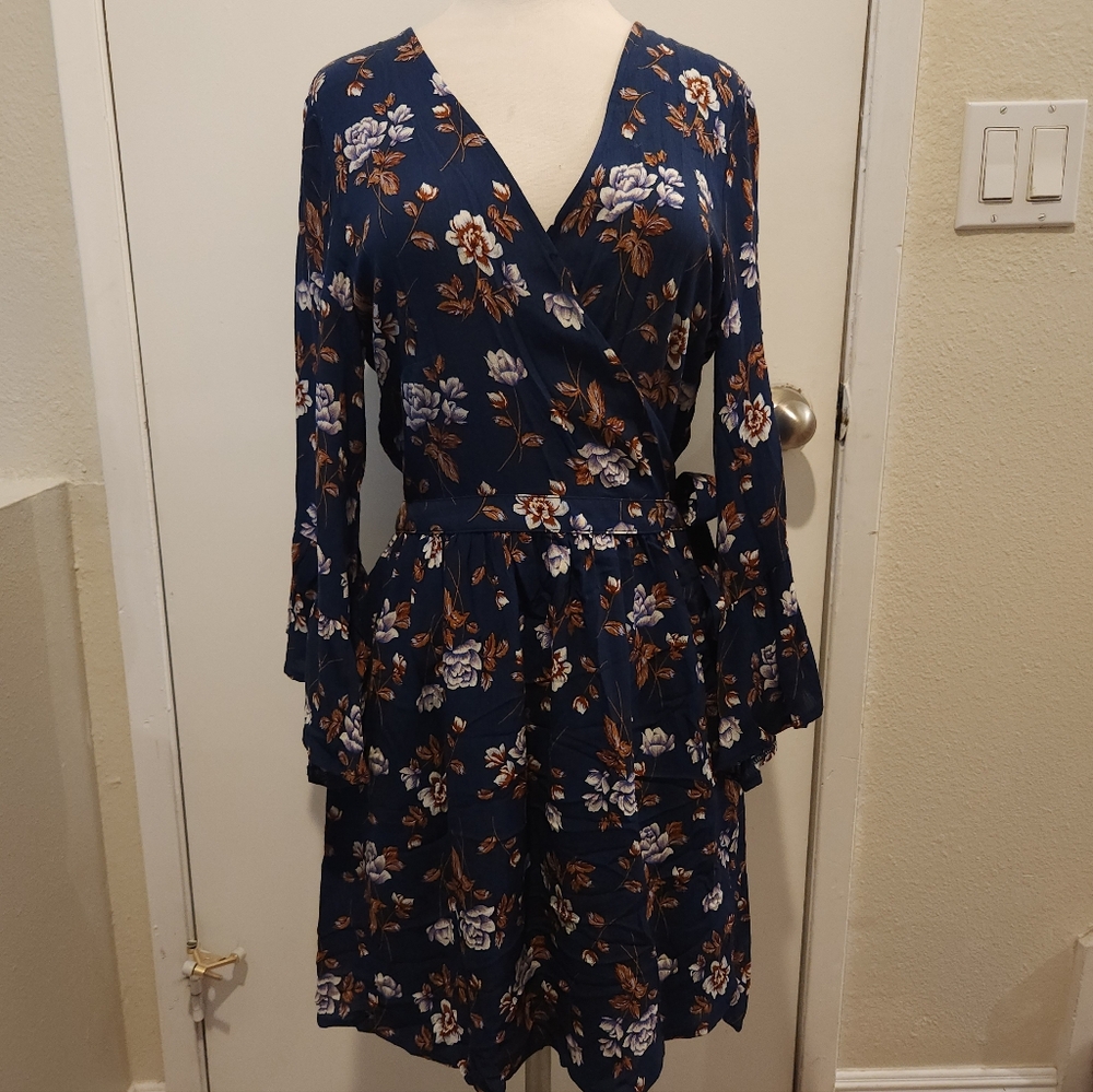 American Eagle Outfitters Floral Long Sleeve Dress - Blue and Brown